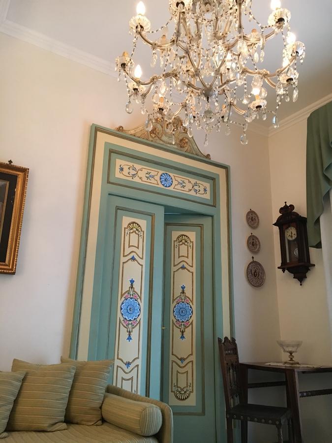 Old Taverna Sorrentina ภายนอก รูปภาพ
